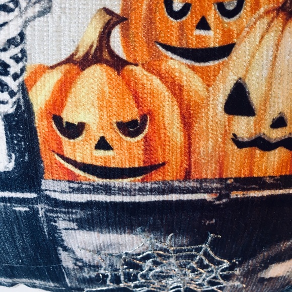 Haunted Truck Skeleton Carrying Evil JOL Pillow - Picture 10 of 13